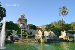 Park Ciutadella in Barcelona Cascade Monumental in Park Ciutadella, Barcelona, Spain